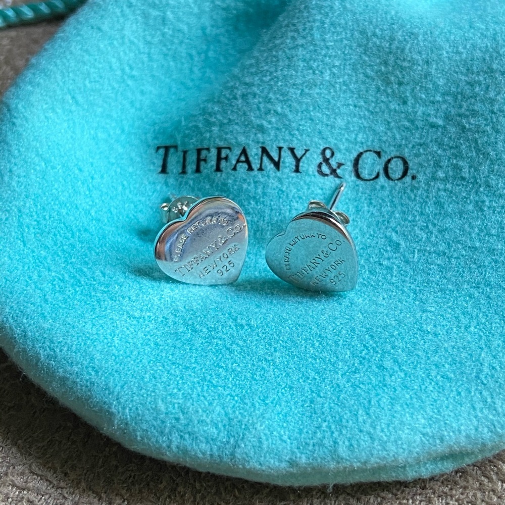 Earrings 🤍🤍